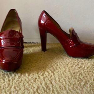Dark red heeled loafers